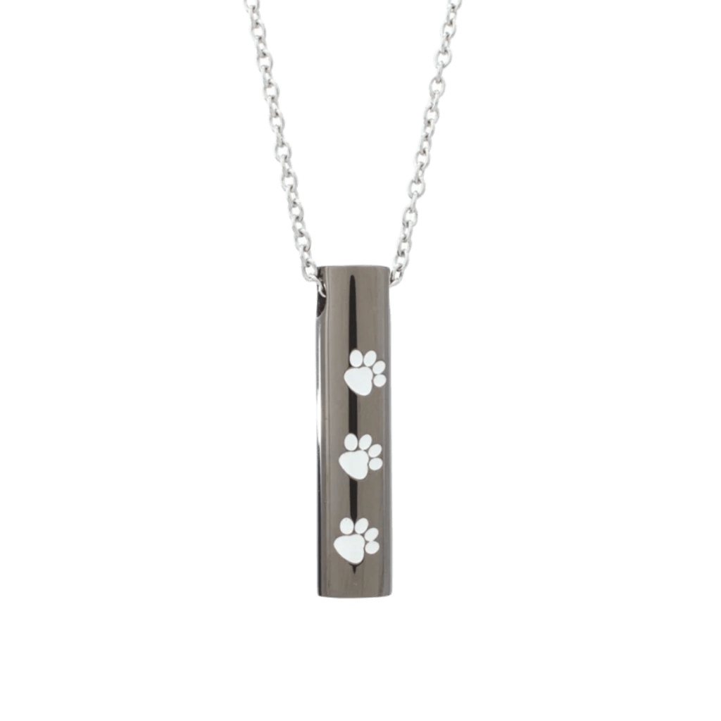 Cylinder silver pendant with paw engravings